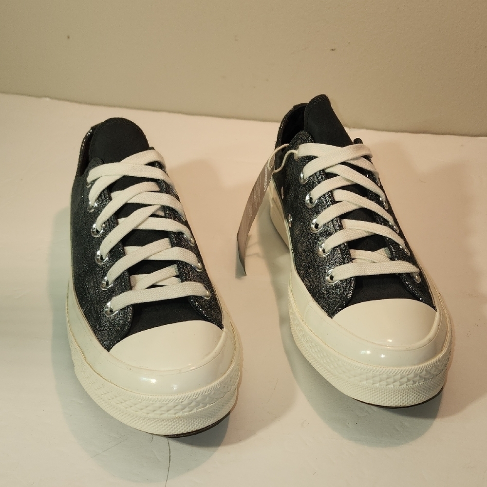 Converse Low-Top Sneakers in Black Speckle with Cream Sole W Size 8 M Size 6 Nwt - Picture 10 of 10
